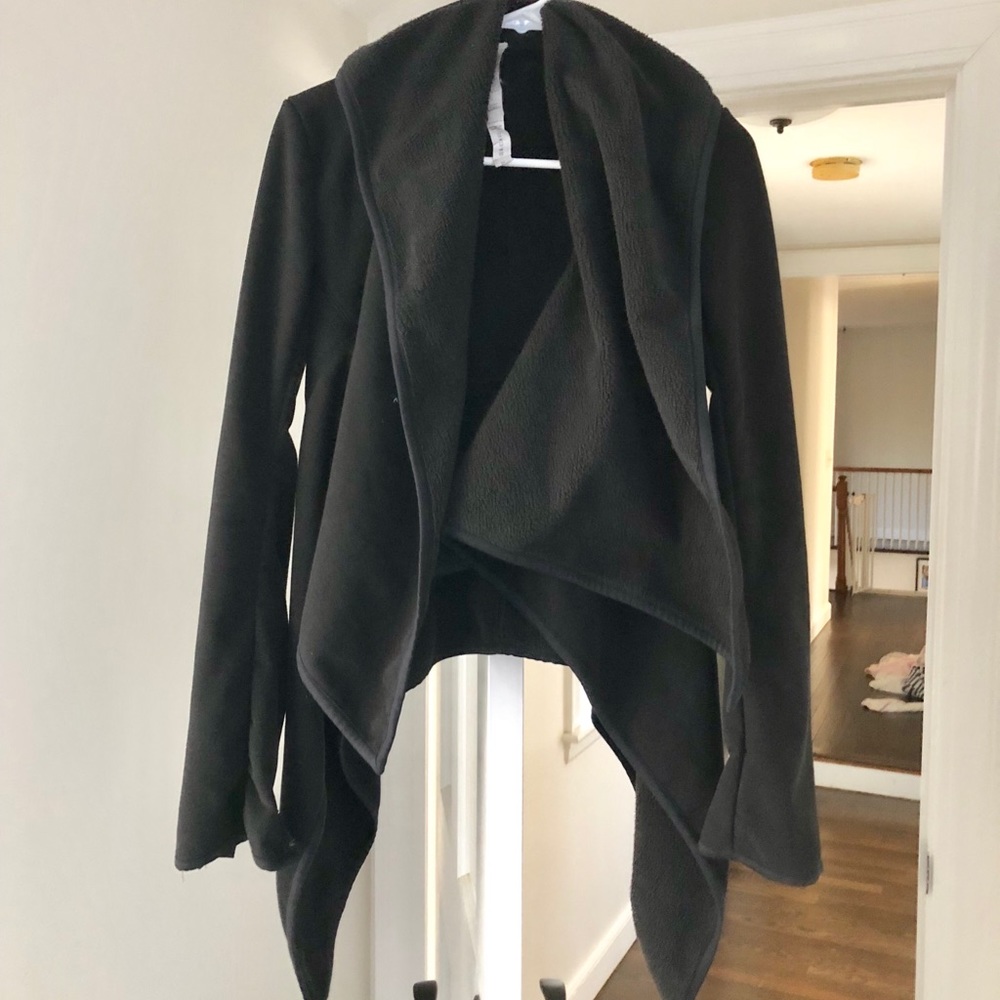Lulu Lemon Black Wrap Jacket
